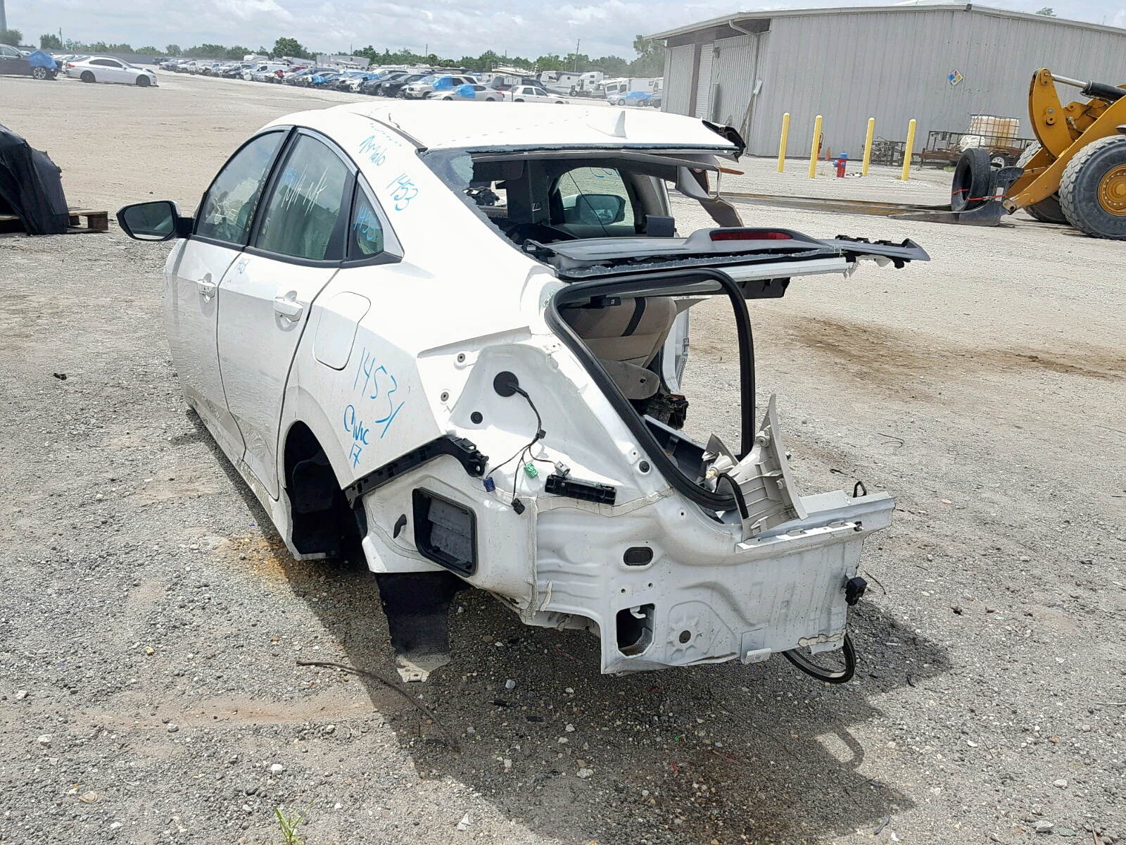 Photo 3 from auction – 2017 HONDA CIVIC EX with VIN 19XFC1F36HE015145