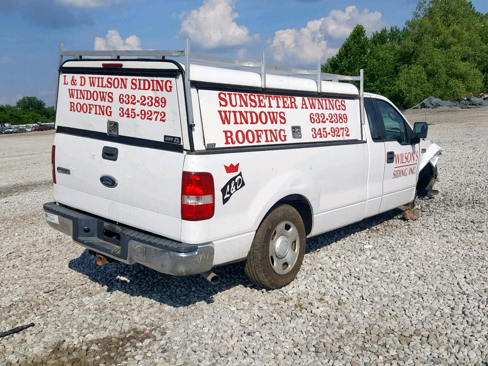 Photo 4 from auction – 2005 FORD F150 with VIN 1FTRF12205NA56119