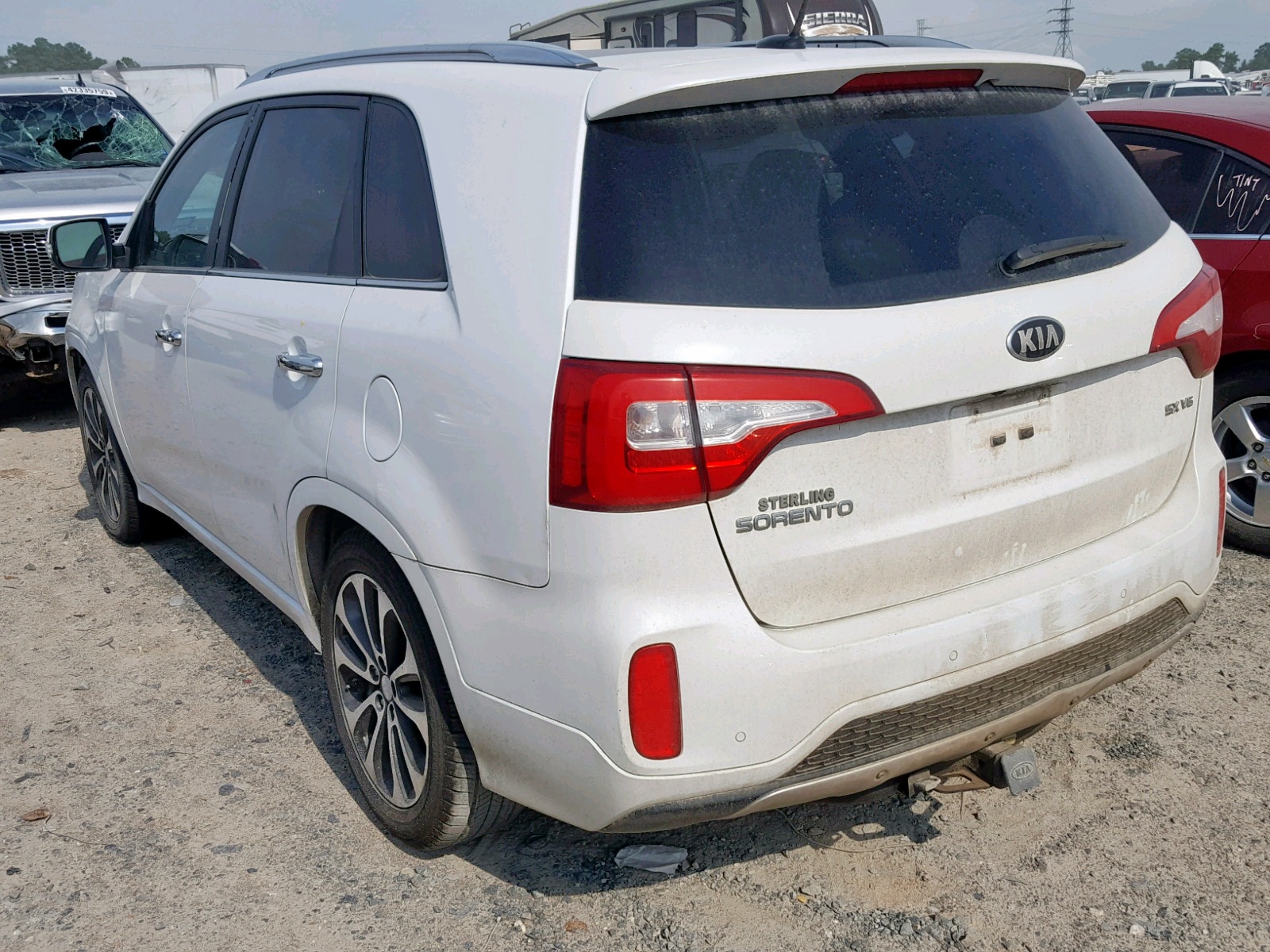 Photo 3 from auction – 2014 KIA SORENTO SX with VIN 5XYKW4A77EG445606