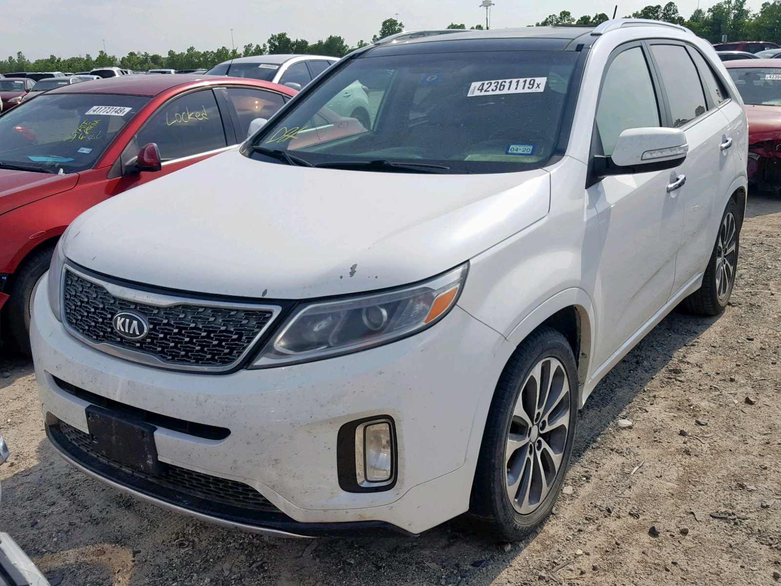 Photo 2 from auction – 2014 KIA SORENTO SX with VIN 5XYKW4A77EG445606
