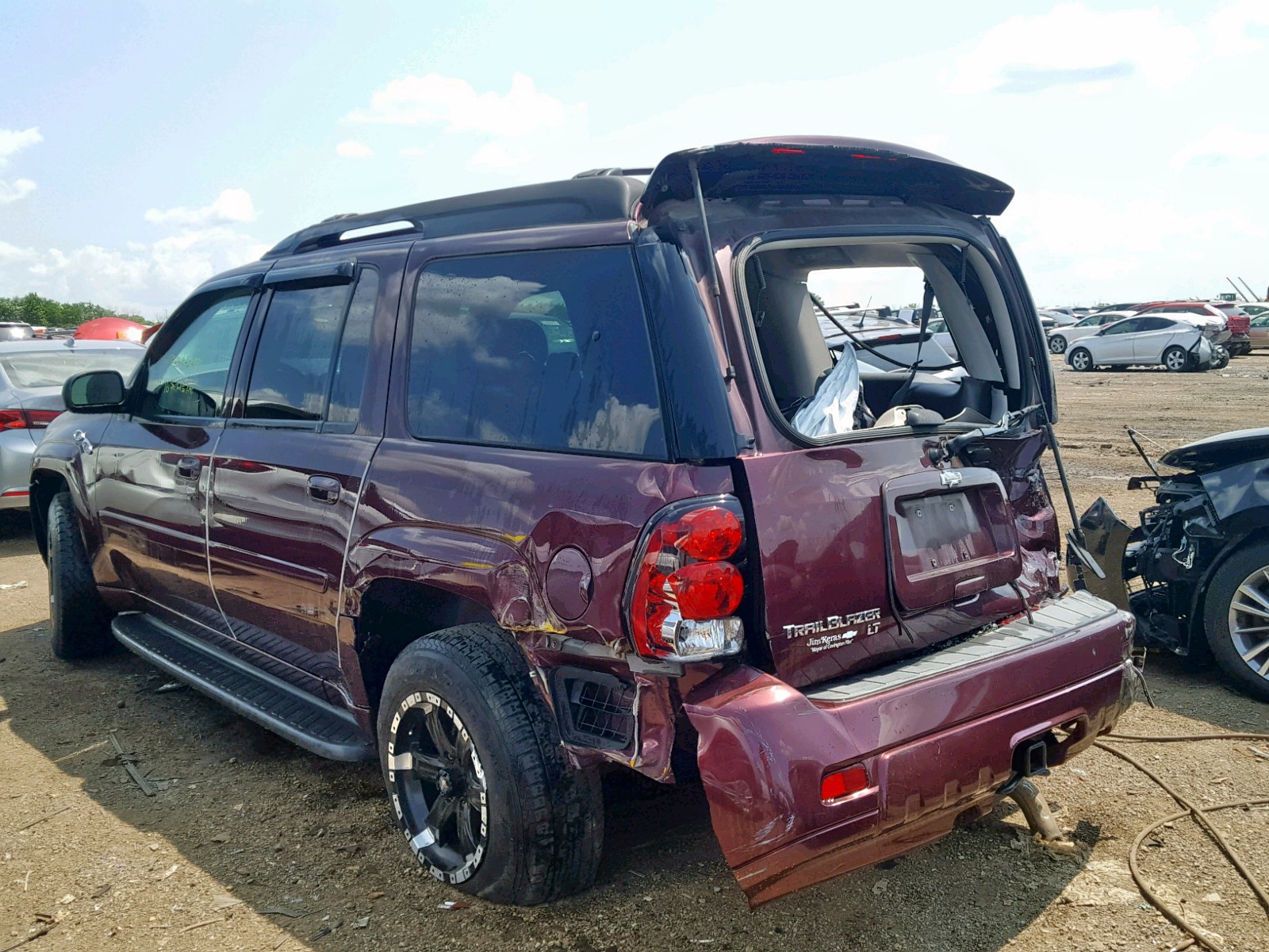 Photo 3 from auction – 2006 CHEVROLET TRAILBLAZE with VIN 1GNES16S666132207