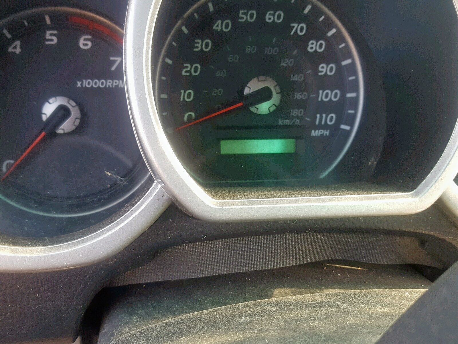 Photo 8 from auction – 2004 TOYOTA 4RUNNER LI with VIN JTEBU17R648020473