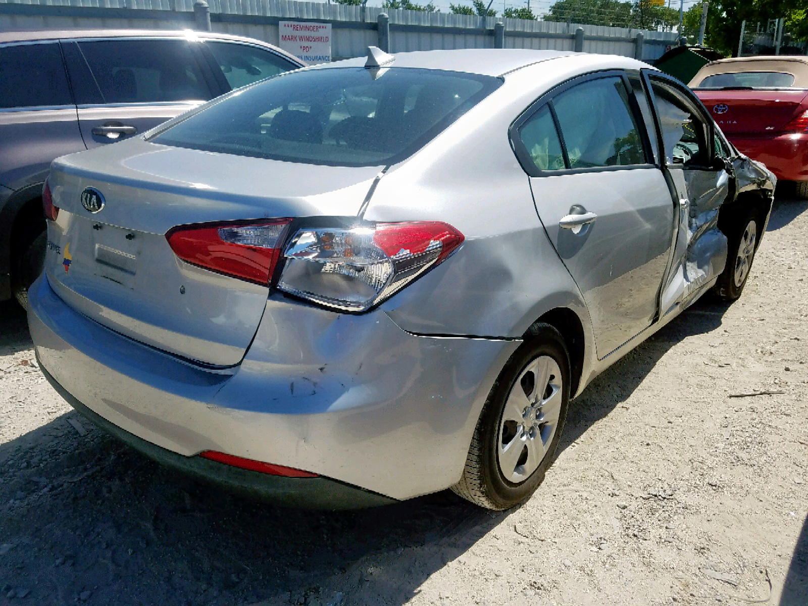 Photo 4 from auction – 2014 KIA FORTE LX with VIN KNAFK4A63E5173596
