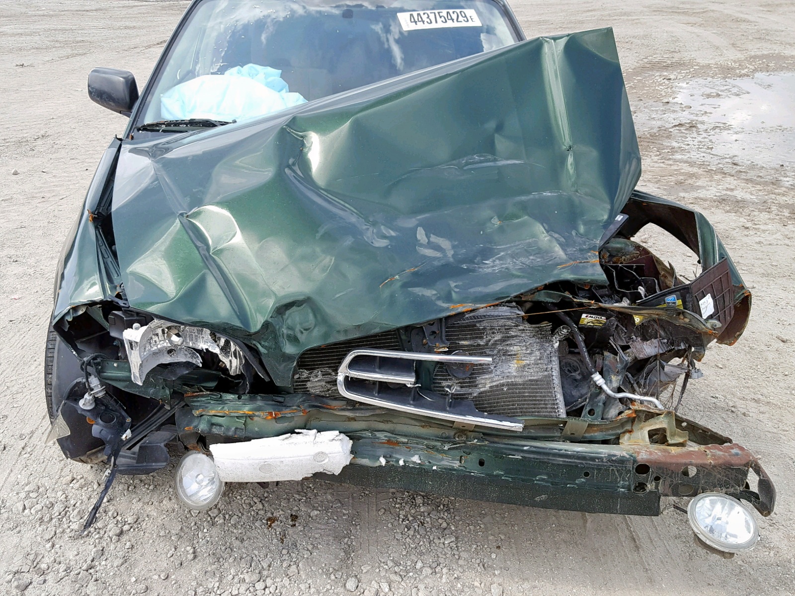 Photo 7 from auction – 2000 SUBARU LEGACY OUT with VIN 4S3BH665XY7605931
