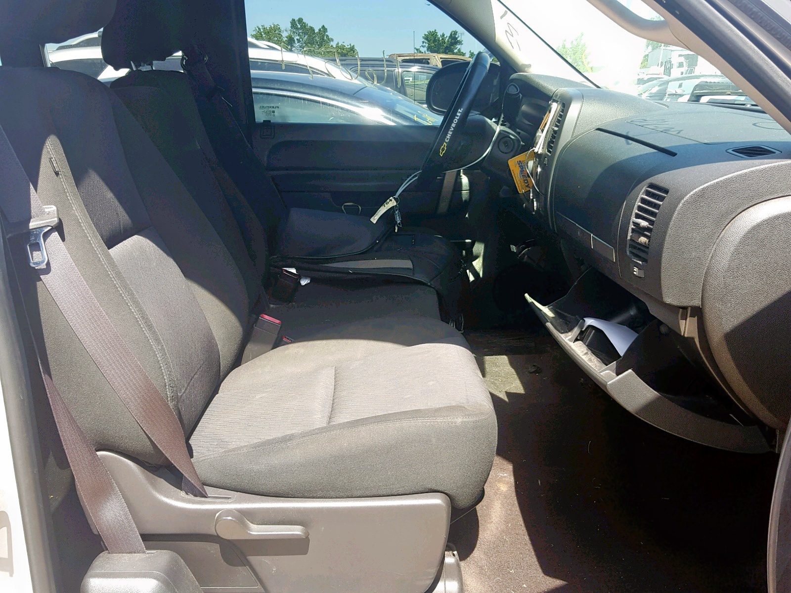 Photo 5 from auction – 2012 CHEVROLET SILVERADO with VIN 1GCRKSE7XCZ354756