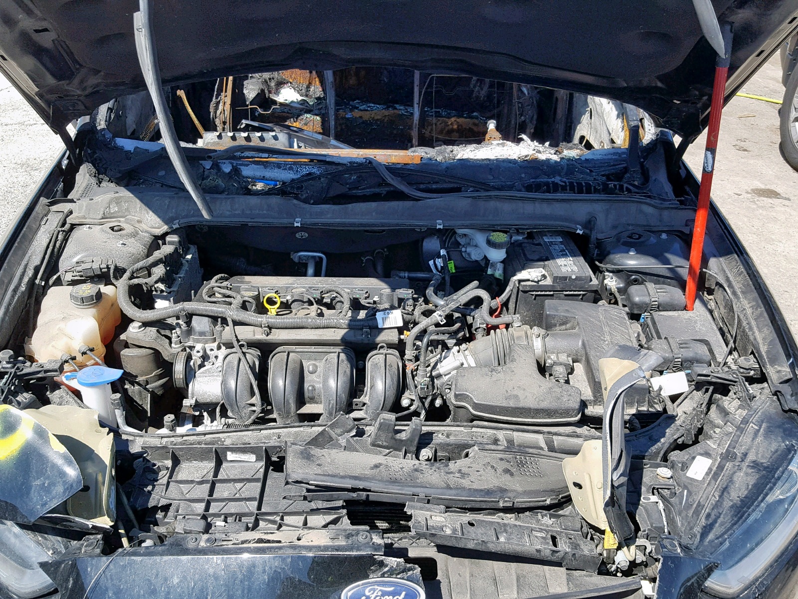 Photo 7 from auction – 2016 FORD FUSION S with VIN 3FA6P0G72GR337827
