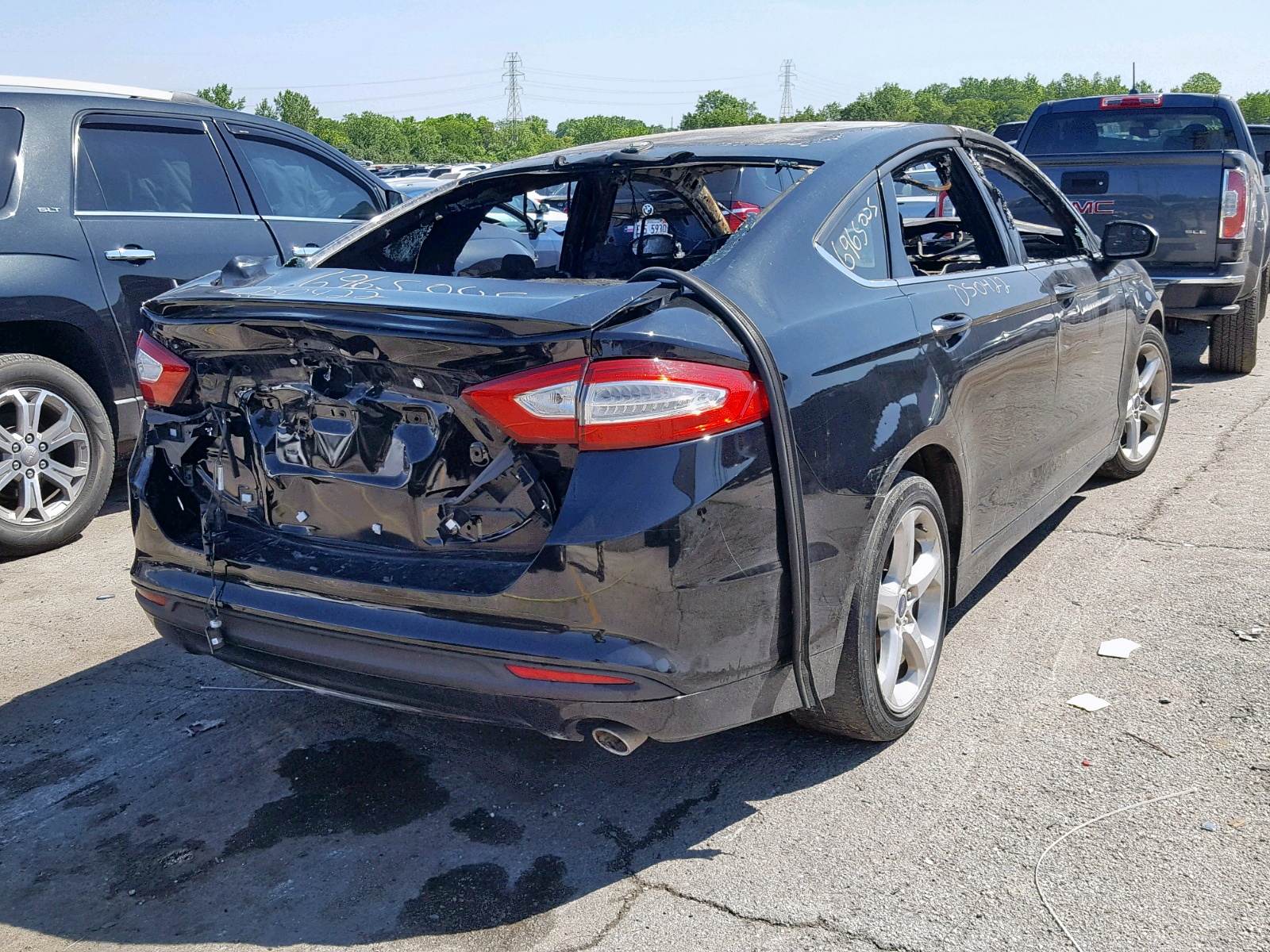 Photo 4 from auction – 2016 FORD FUSION S with VIN 3FA6P0G72GR337827