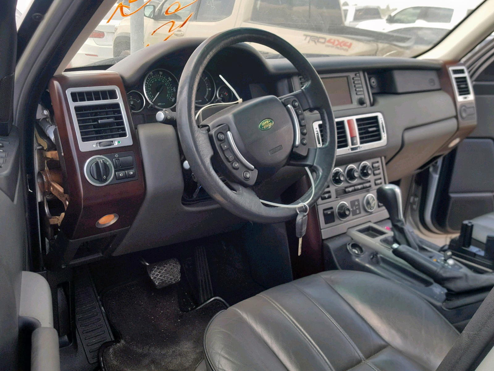 Photo 9 from auction – 2003 LAND ROVER RANGE ROVE with VIN SALME11473A119780