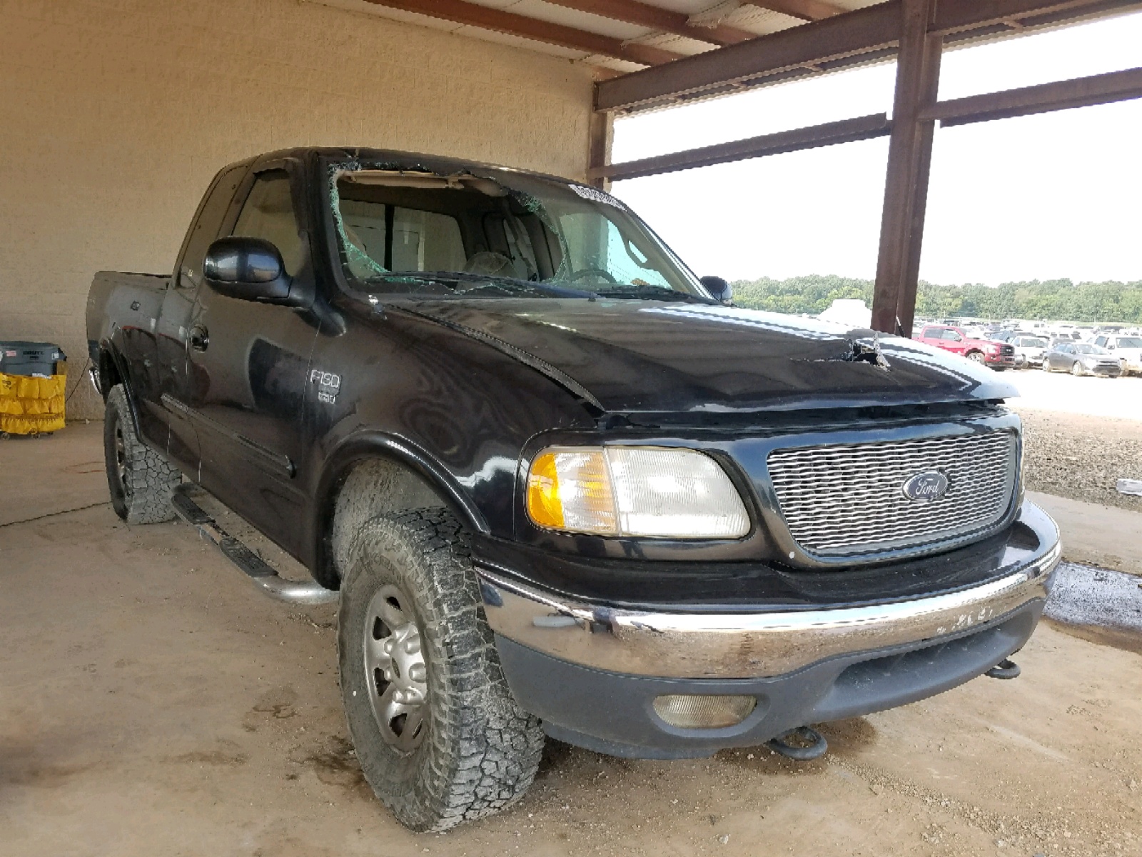 FORD F150 2000 con VIN 1FTPX18L0YNB42443 - Foto de la subasta