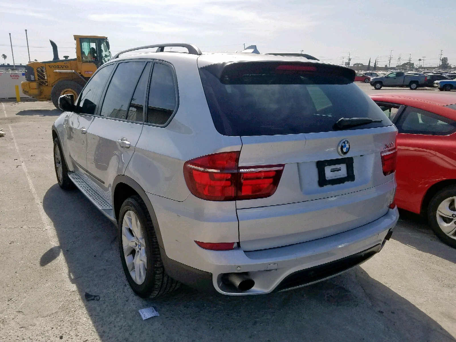 Photo 3 from auction – 2011 BMW X5 XDRIVE3 with VIN 5UXZV4C5XBL740324