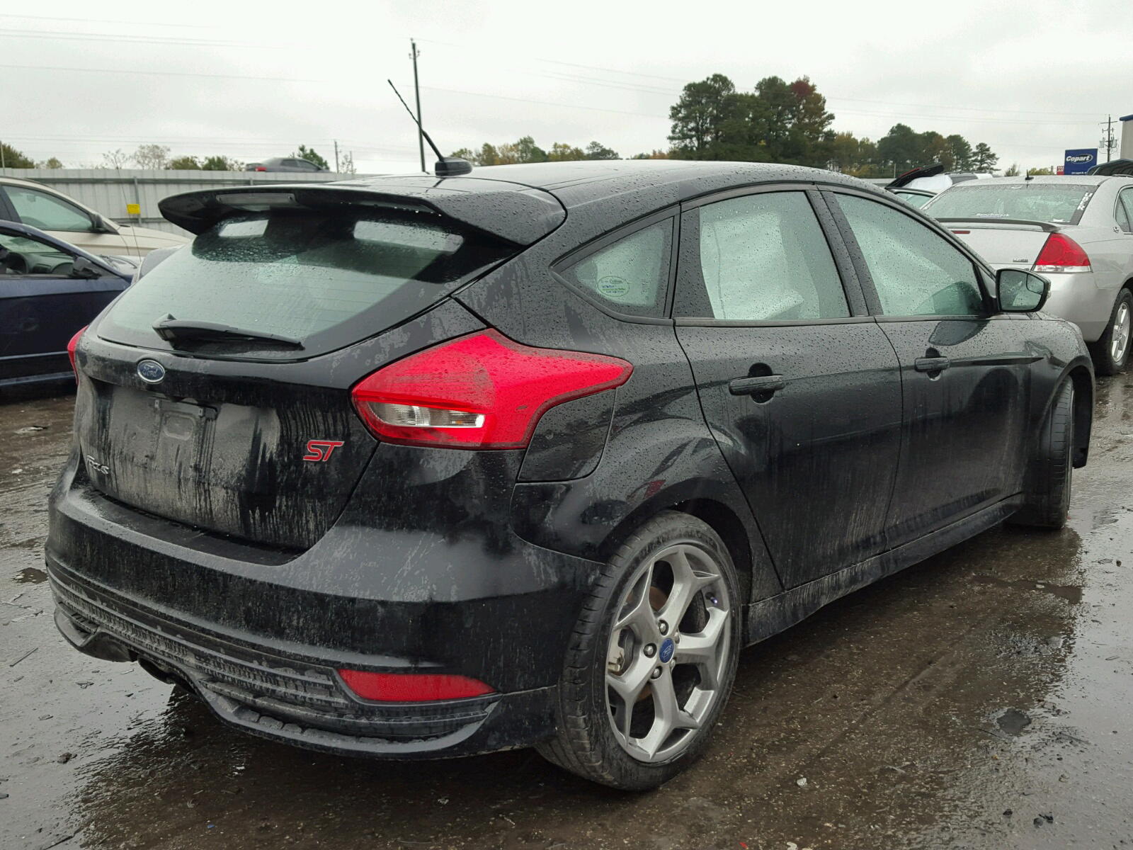 Photo 4 from auction – 2016 FORD FOCUS with VIN 1FADP3L99GL400744