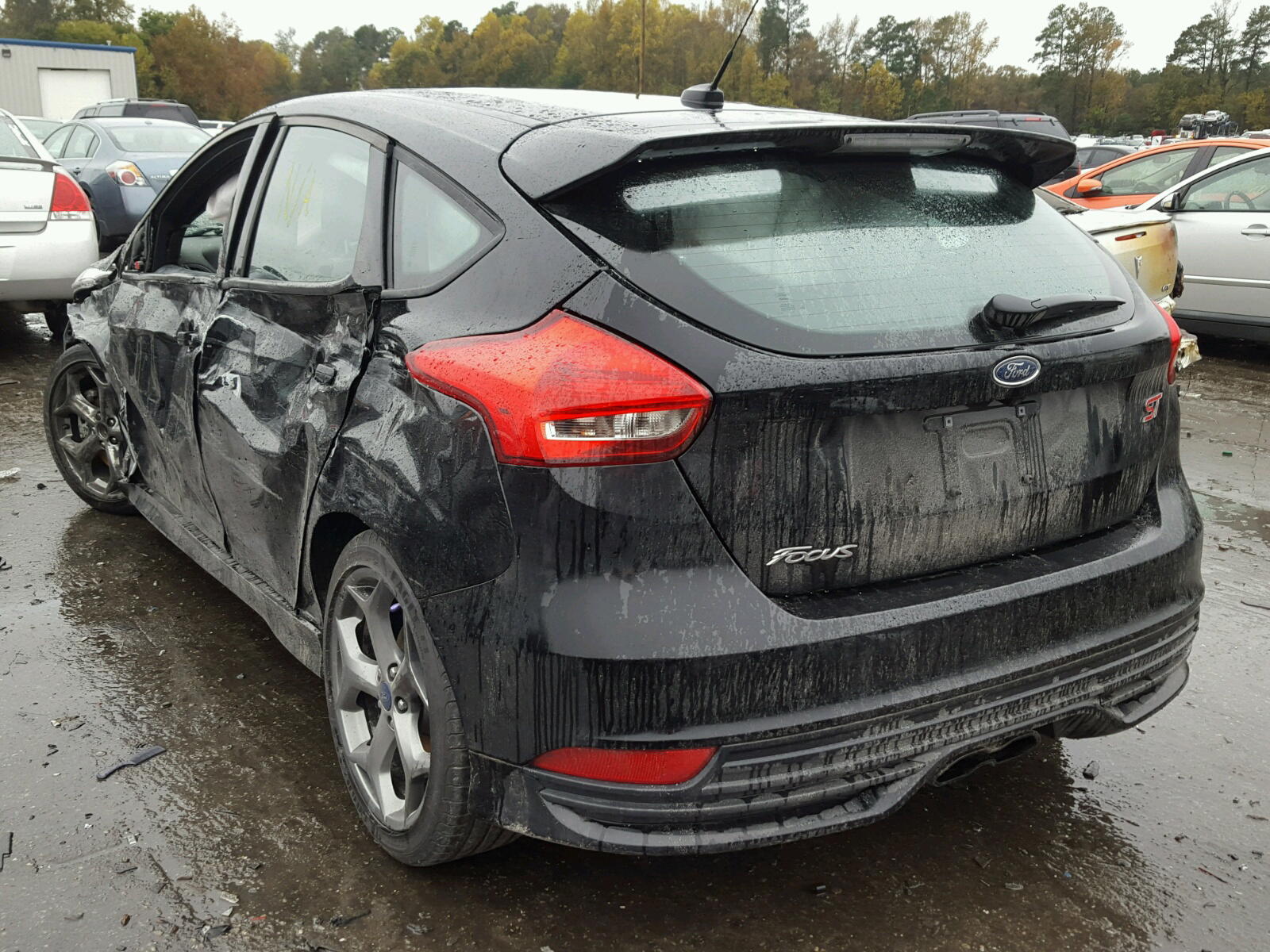Photo 3 from auction – 2016 FORD FOCUS with VIN 1FADP3L99GL400744