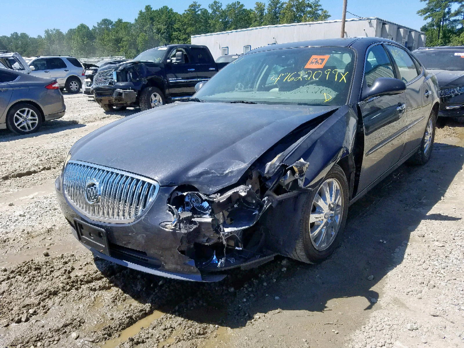 Photo 2 from auction – 2008 BUICK LACROSSE C with VIN 2G4WD582881178204