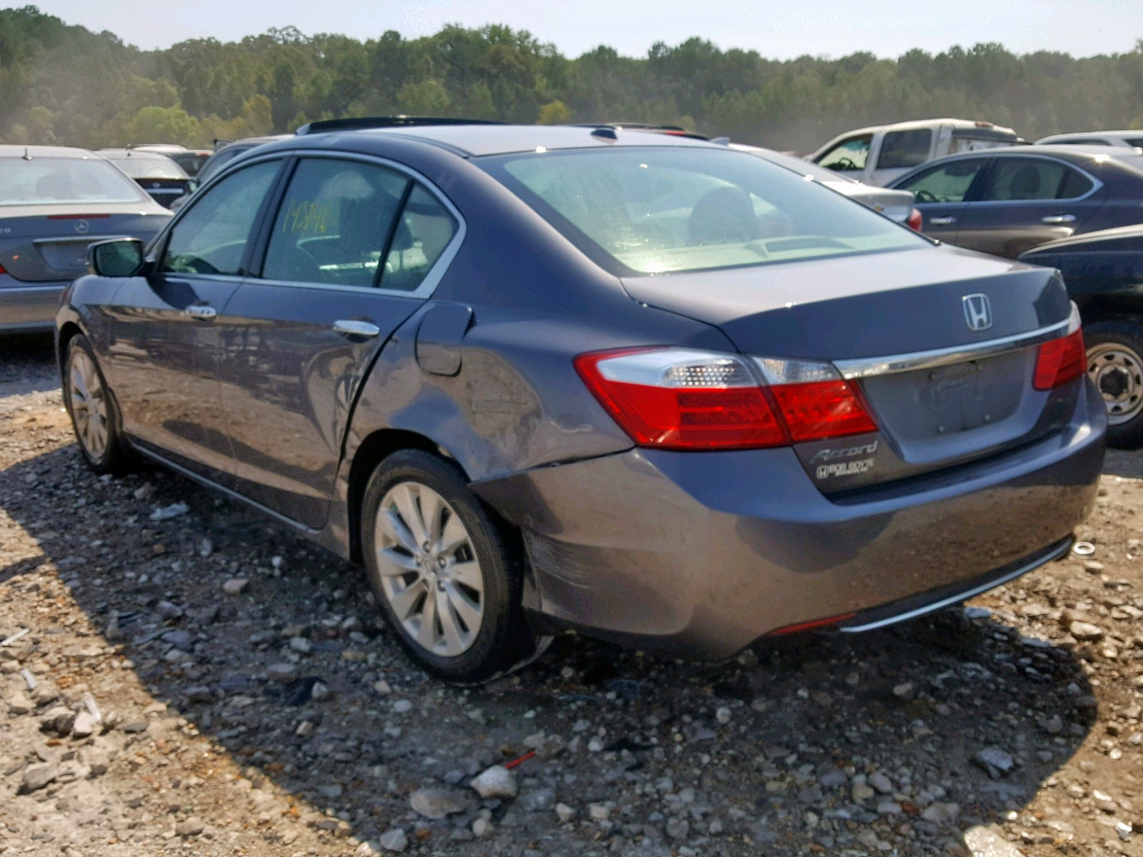 Photo 3 from auction – 2014 HONDA ACCORD EXL with VIN 1HGCR2F88EA070960