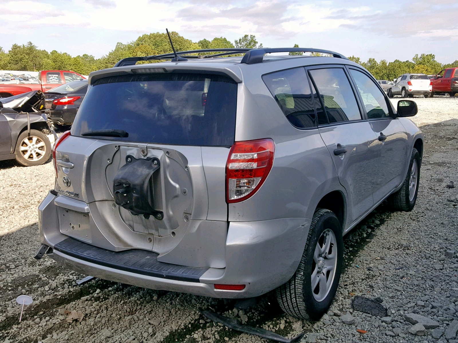Photo 4 from auction – 2010 TOYOTA RAV4 with VIN 2T3ZF4DV4AW046060