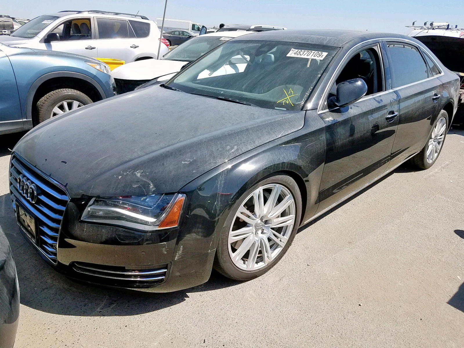 Photo 2 from auction – 2011 AUDI A8 L QUATT with VIN WAURVAFD5BN005299