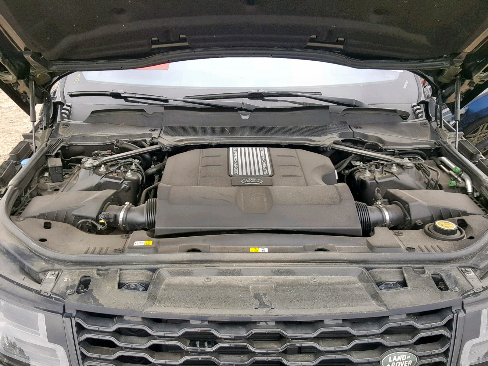 Photo 7 from auction – 2018 LAND ROVER RANGE ROVE with VIN SALWV2SV1JA189522
