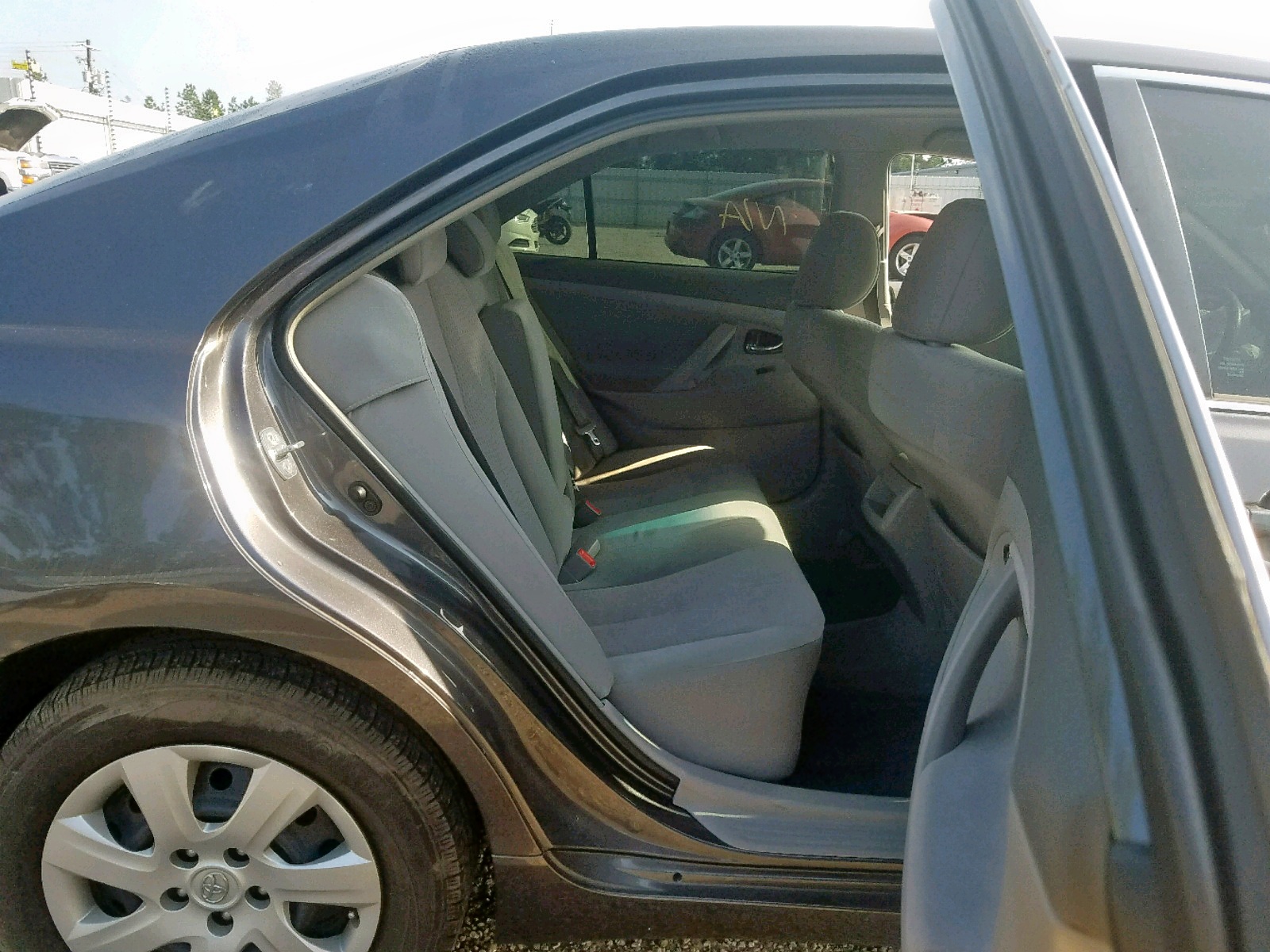 Фото 6 с аукциона – 2011 TOYOTA CAMRY BASE с VIN 4T4BF3EK5BR182200