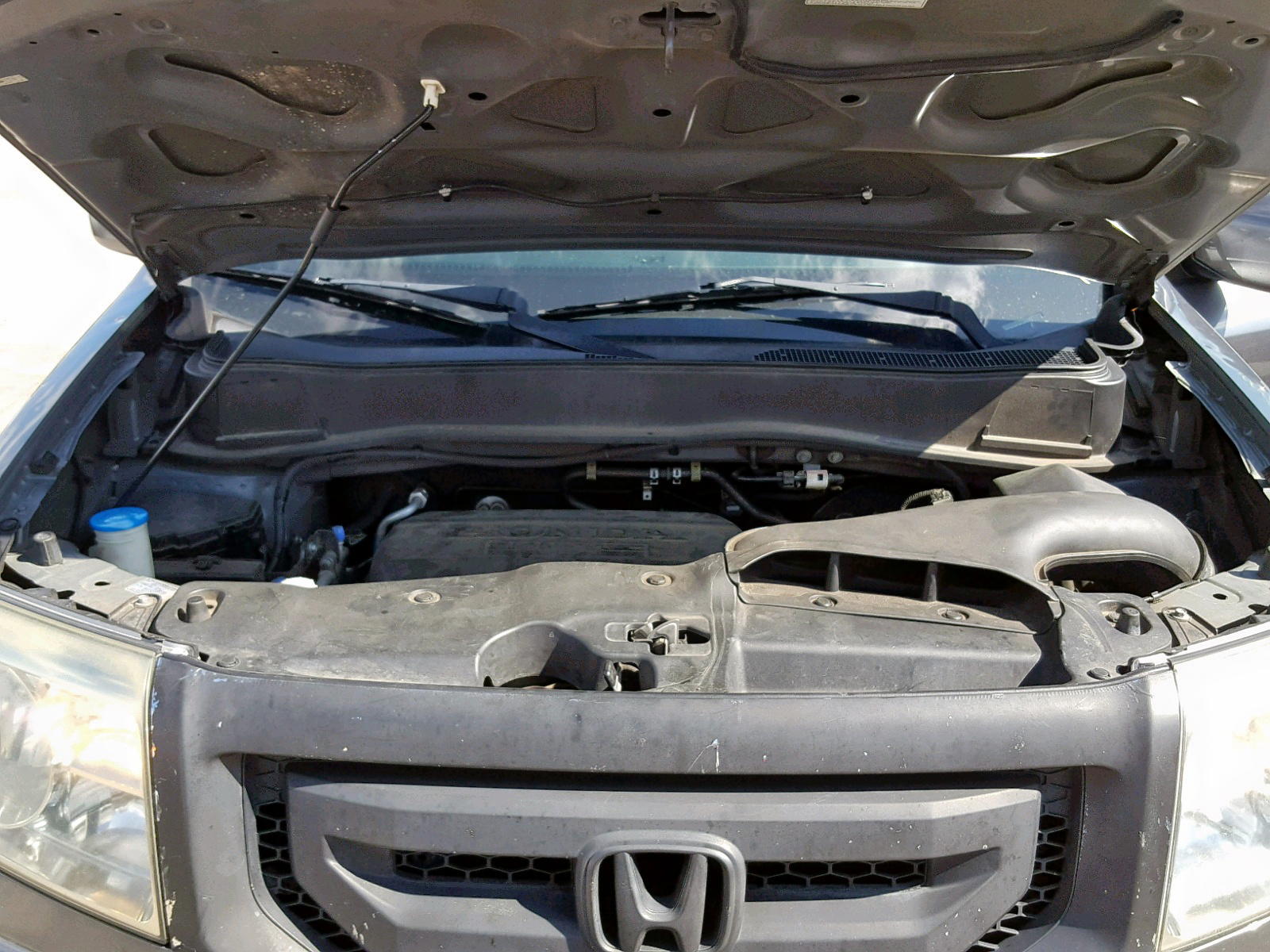 Photo 7 from auction – 2011 HONDA PILOT TOUR with VIN 5FNYF3H98BB015100