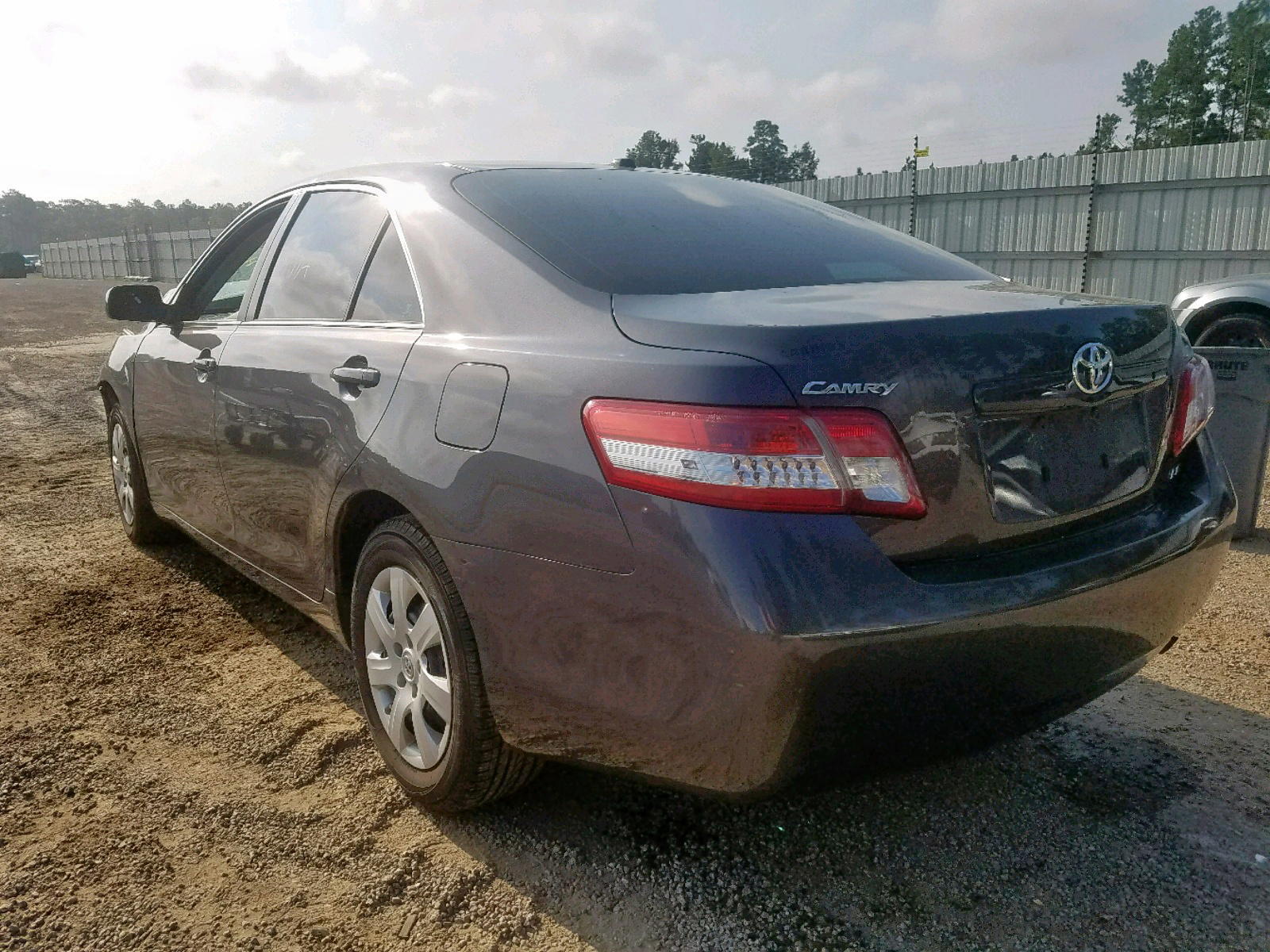Photo 3 from auction – 2011 TOYOTA CAMRY BASE with VIN 4T4BF3EK5BR182200