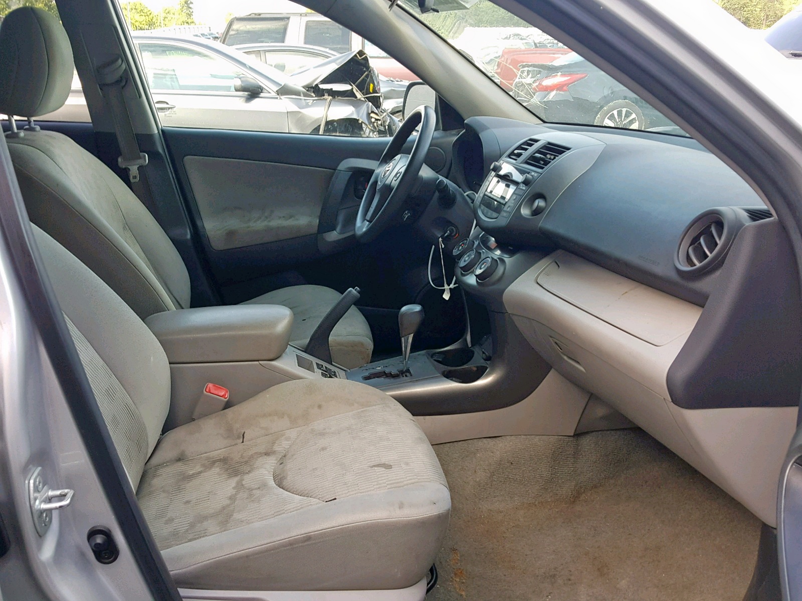 Photo 5 from auction – 2010 TOYOTA RAV4 with VIN 2T3ZF4DV4AW046060