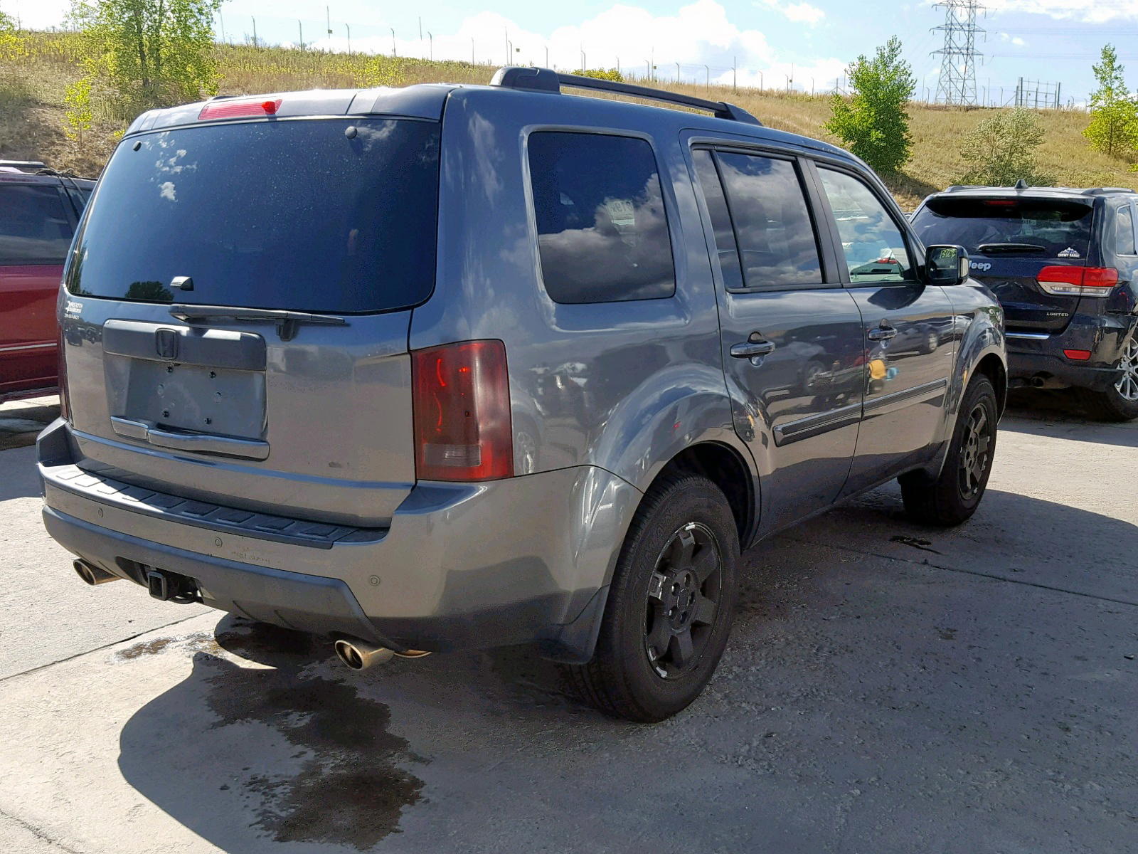 Photo 4 from auction – 2011 HONDA PILOT TOUR with VIN 5FNYF3H98BB015100