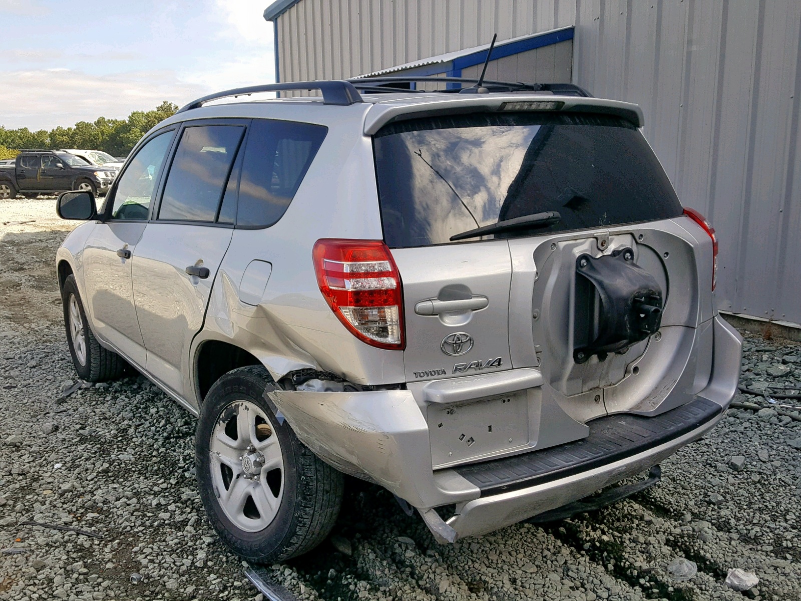 Photo 3 from auction – 2010 TOYOTA RAV4 with VIN 2T3ZF4DV4AW046060
