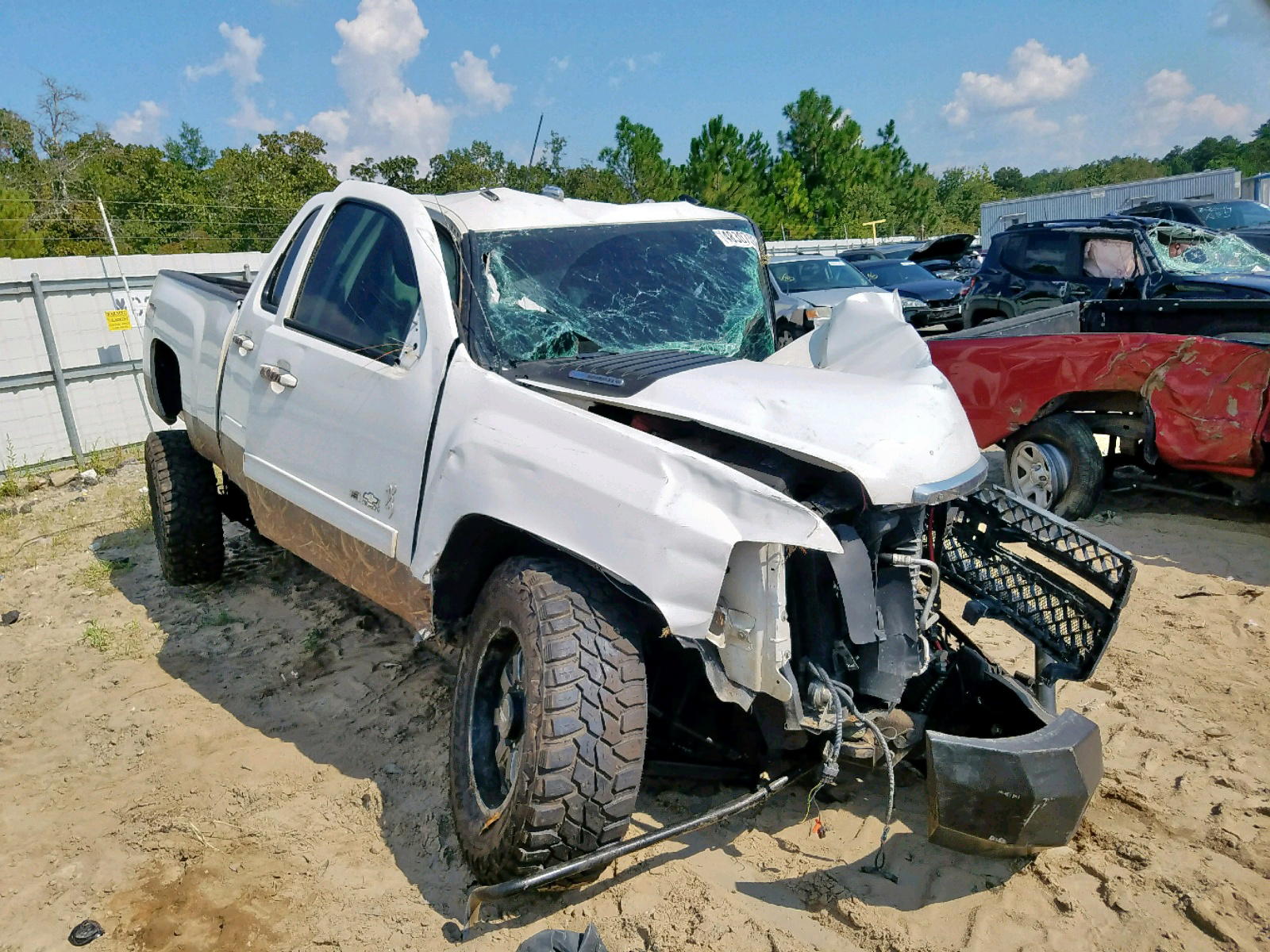 CHEVROLET SILVERADO 2013 with VIN 1GC1KYE82DF200828 - Photo from auction