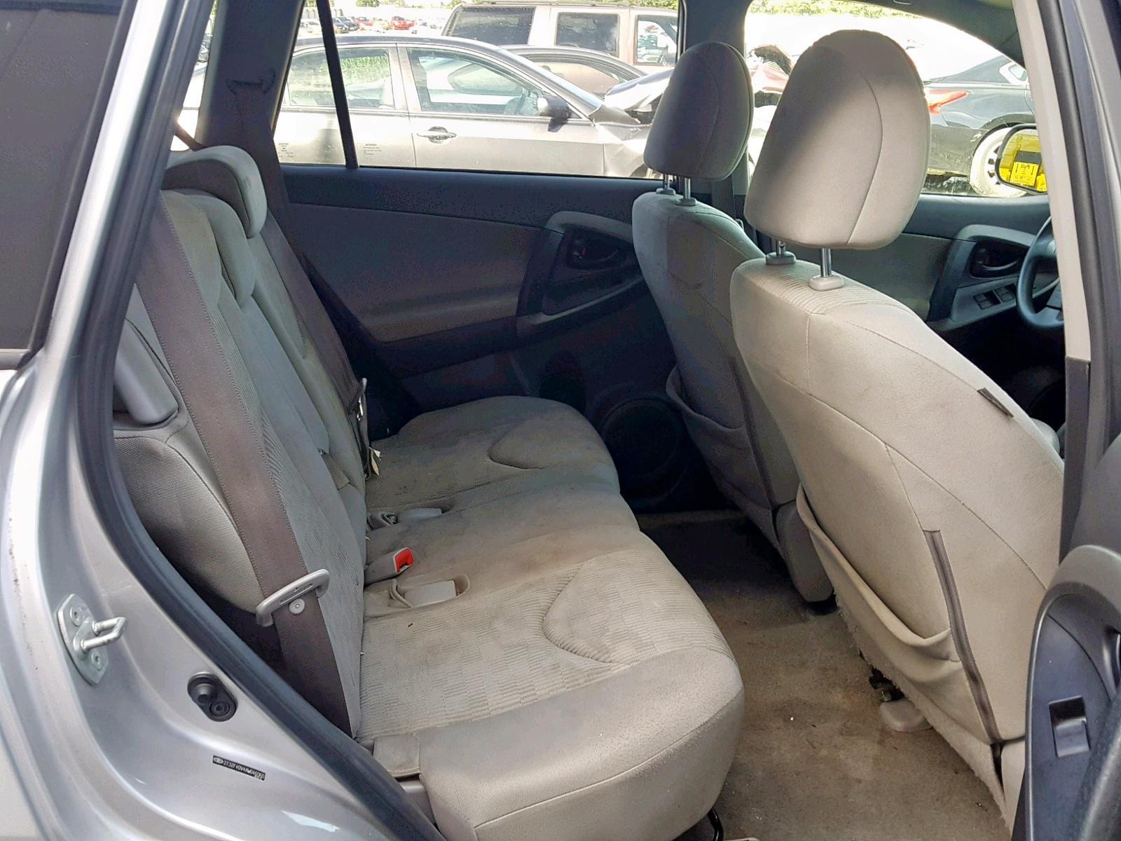 Photo 6 from auction – 2010 TOYOTA RAV4 with VIN 2T3ZF4DV4AW046060