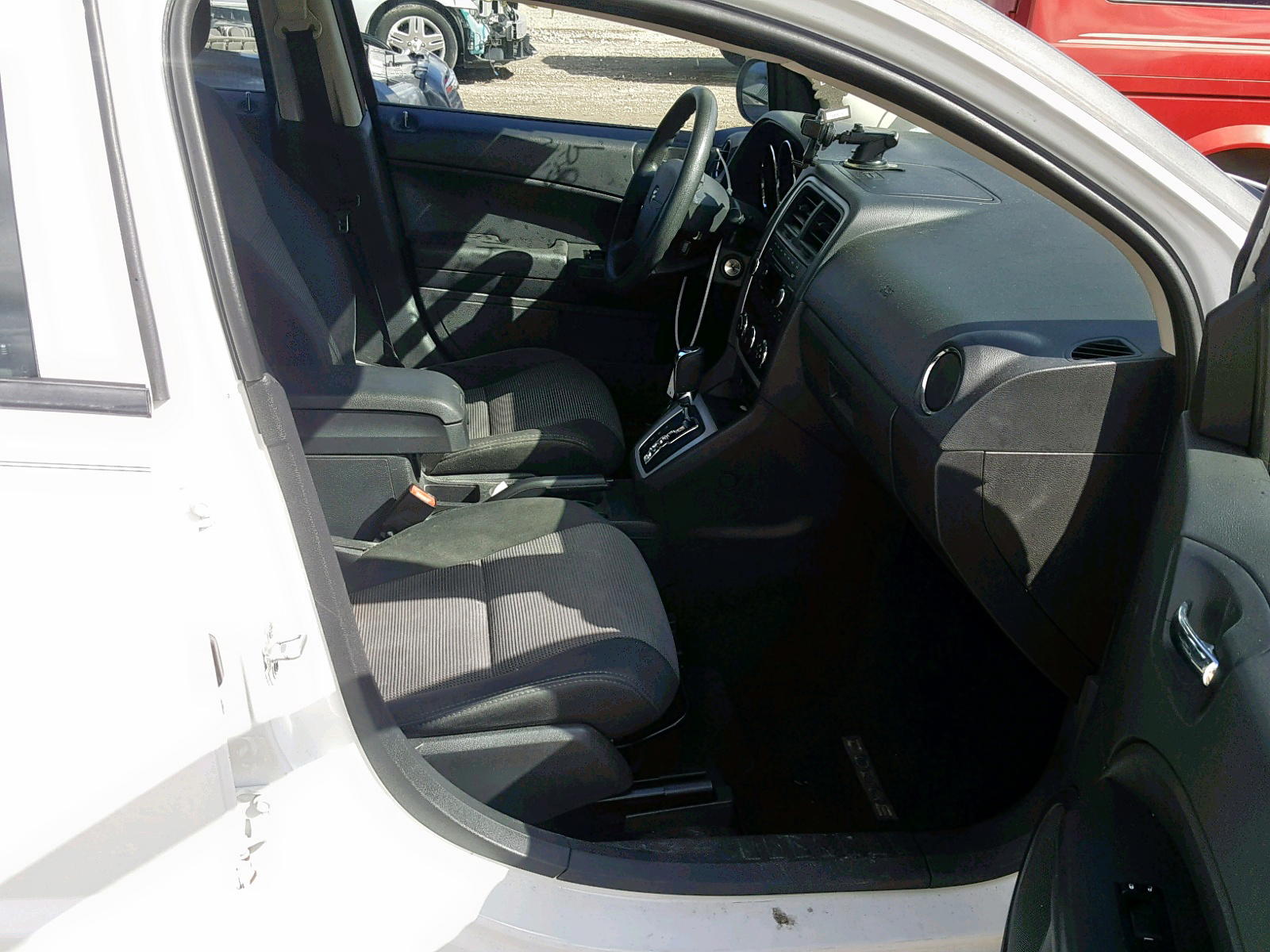 Photo 5 from auction – 2012 DODGE CALIBER SX with VIN 1C3CDWDA7CD508250