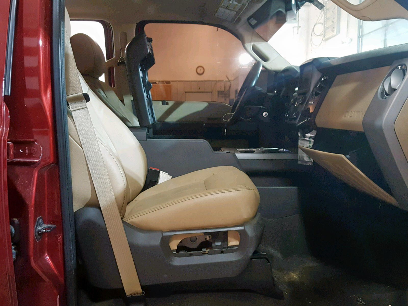 Photo 5 from auction – 2015 FORD F250 SUPER with VIN 1FT7W2BTXFEB10534