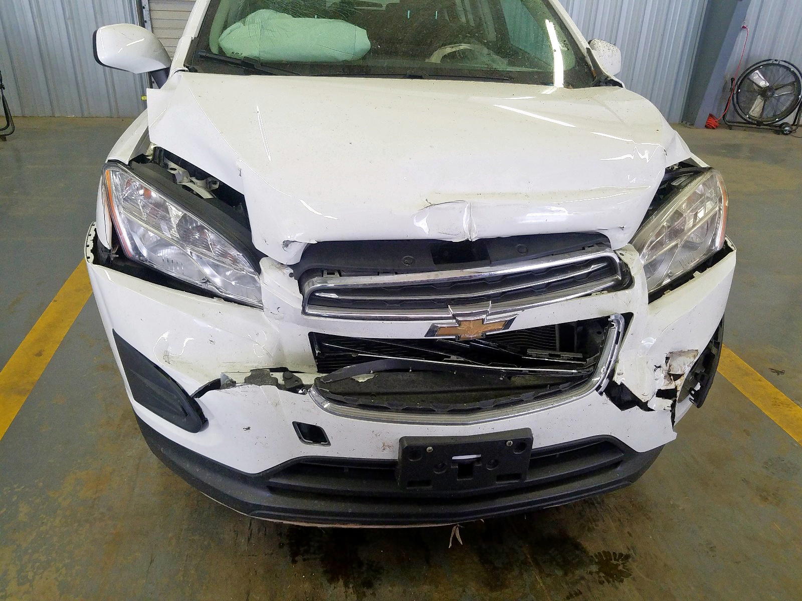 Photo 9 from auction – 2016 CHEVROLET TRAX LS with VIN KL7CJNSB4GB564767