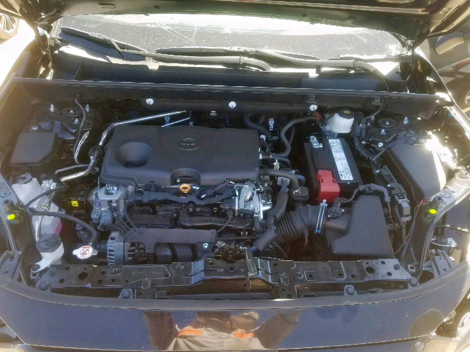 Photo 7 from auction – 2019 TOYOTA RAV4 LE with VIN 2T3H1RFV9KC009187