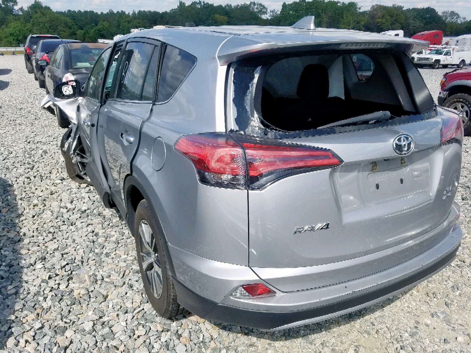 Photo 3 from auction – 2018 TOYOTA RAV4 ADVEN with VIN 2T3RFREVXJW810327