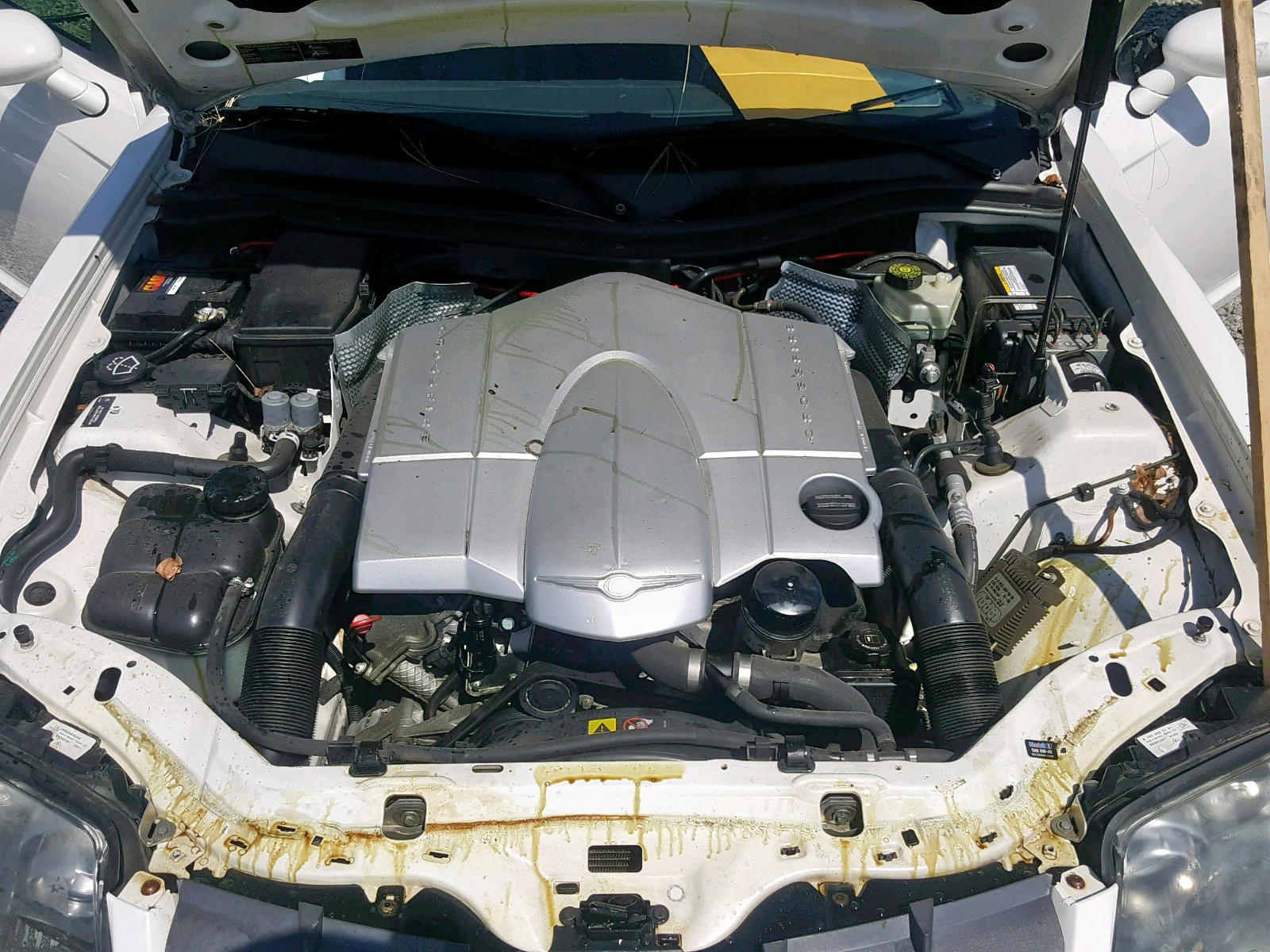 Photo 7 from auction – 2004 CHRYSLER CROSSFIRE with VIN 1C3AN69L94X015670