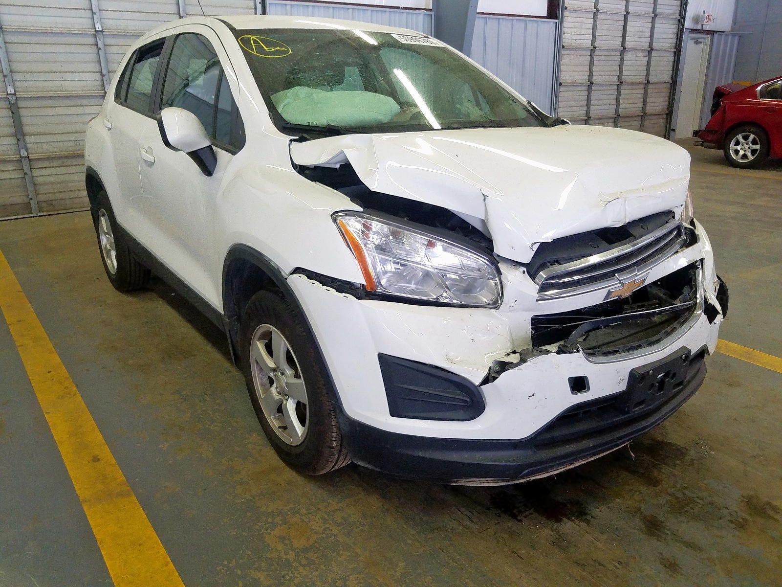 CHEVROLET TRAX LS 2016 with VIN KL7CJNSB4GB564767 - Photo from auction