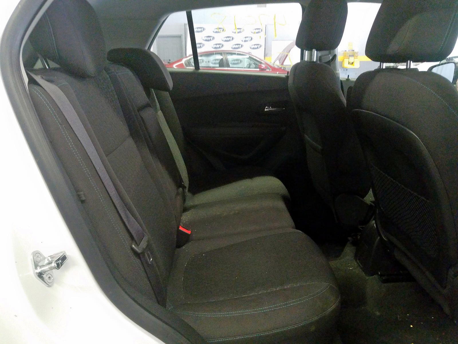 Photo 6 from auction – 2016 CHEVROLET TRAX LS with VIN KL7CJNSB4GB564767