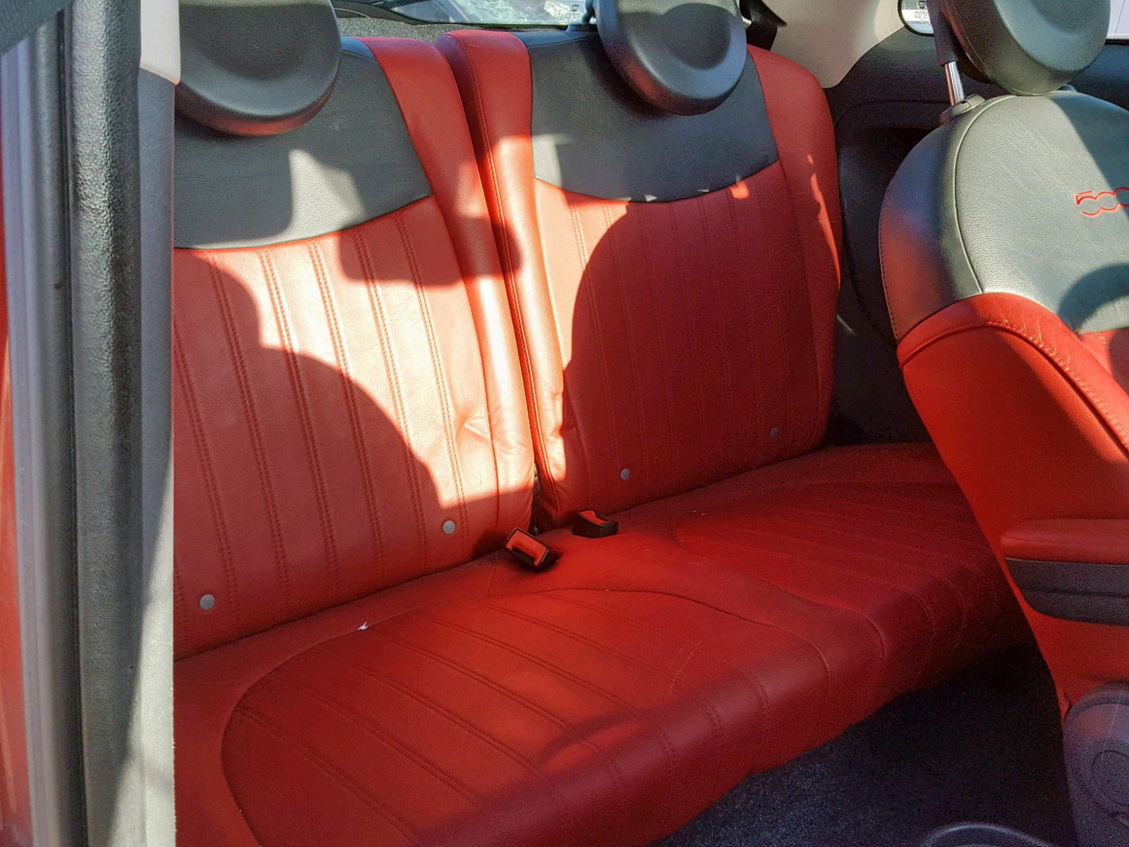 Photo 6 from auction – 2012 FIAT 500 LOUNGE with VIN 3C3CFFCR9CT385725