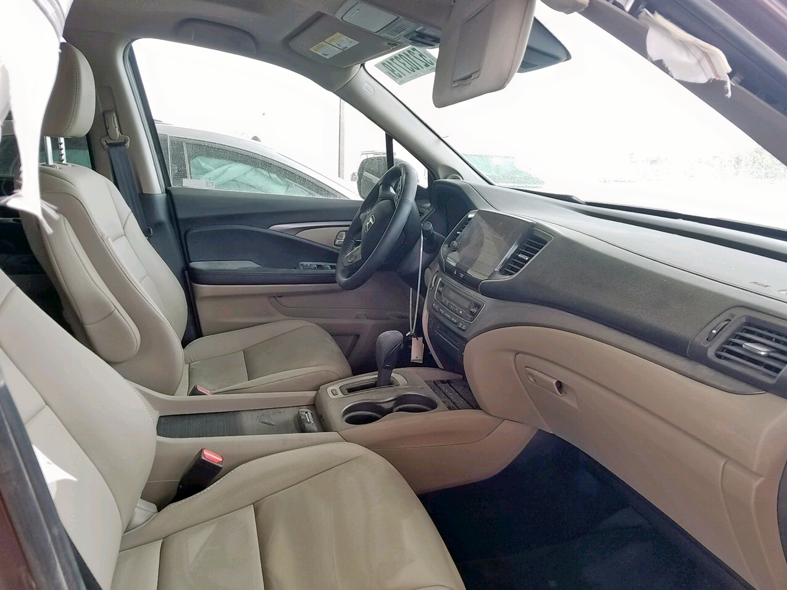Photo 5 from auction – 2019 HONDA PILOT EXL with VIN 5FNYF5H52KB026960