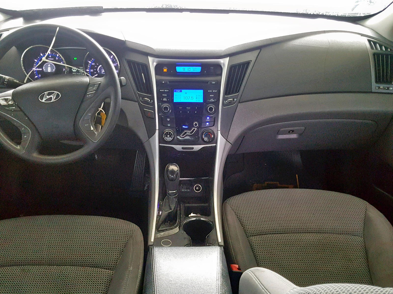 Photo 19 from auction – 2012 HYUNDAI SONATA GLS with VIN 5NPEB4AC9CH470180