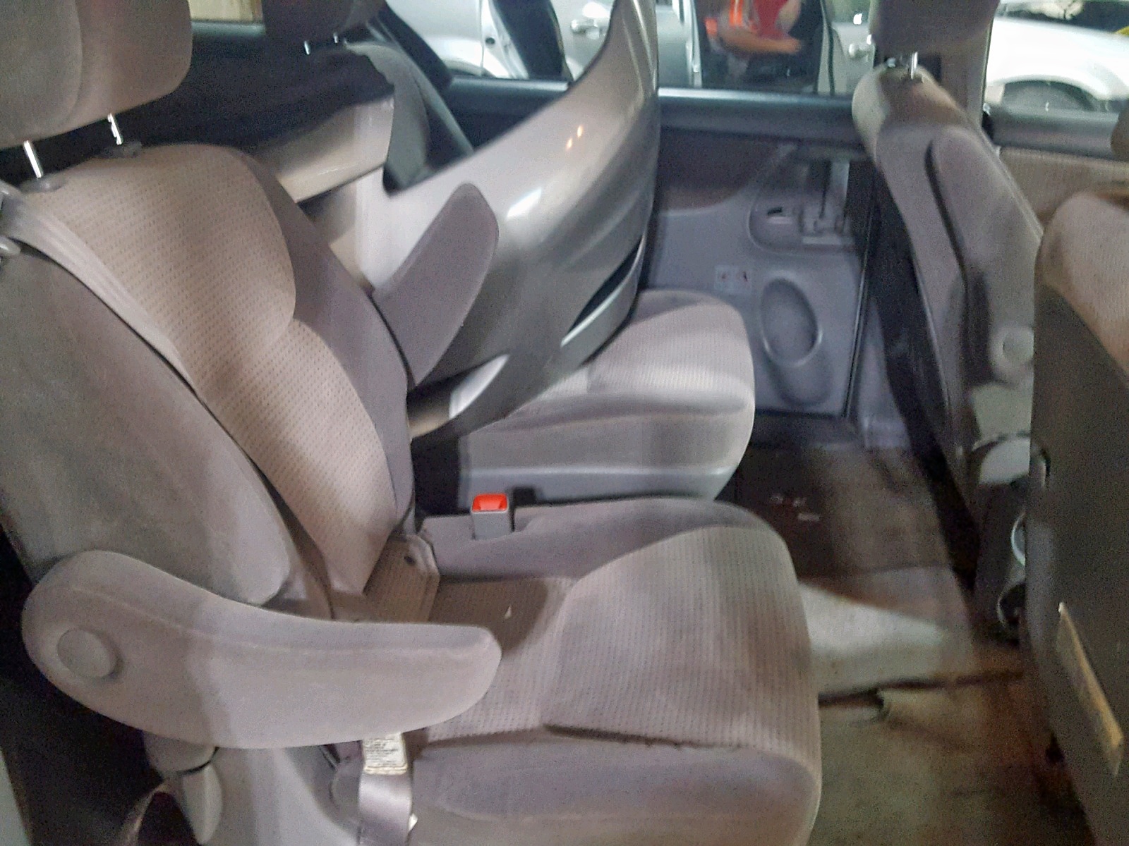 Photo 6 from auction – 2009 TOYOTA SIENNA CE with VIN 5TDZK23C69S285879