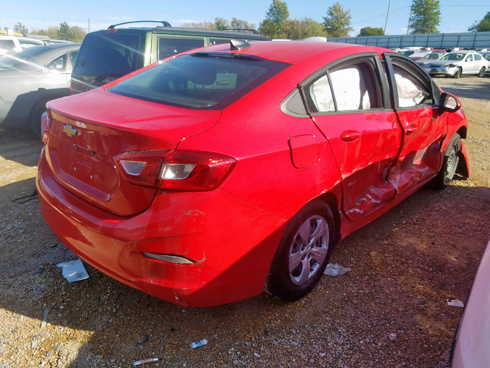 Photo 4 from auction – 2018 CHEVROLET CRUZE LS with VIN 1G1BC5SM5J7205215