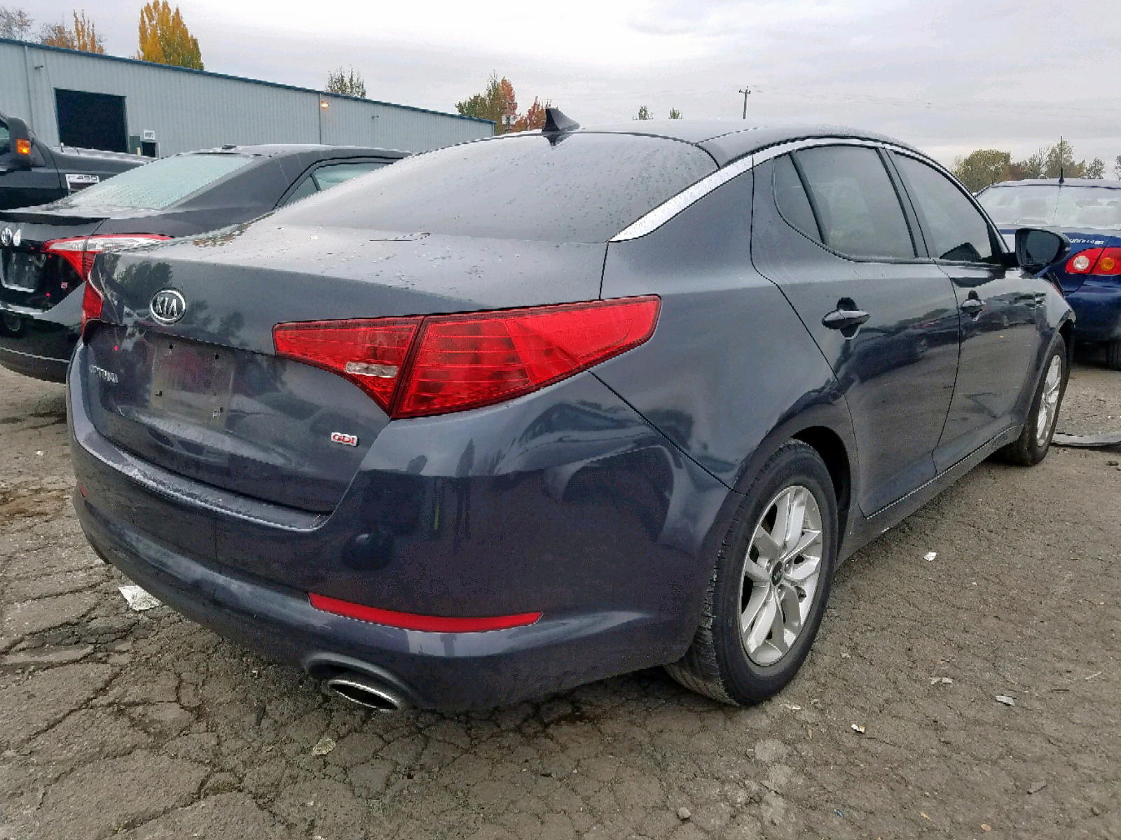 Photo 4 from auction – 2011 KIA OPTIMA LX with VIN KNAGM4A7XB5165711