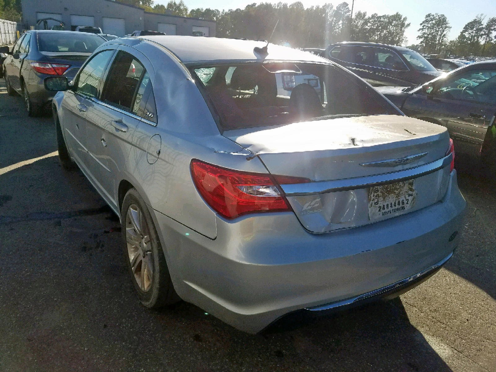 Photo 3 from auction – 2012 CHRYSLER 200 LX with VIN 1C3CCBAB8CN318119
