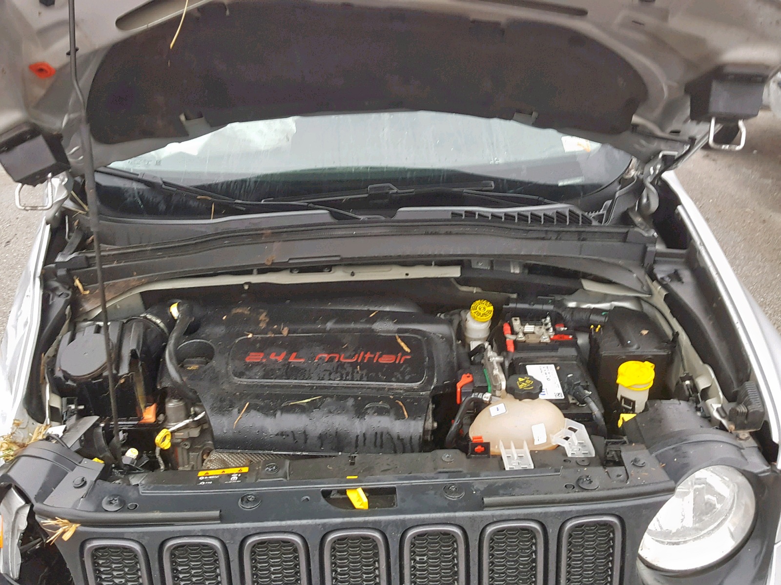 Photo 7 from auction – 2017 JEEP RENEGADE T with VIN ZACCJBCB9HPE62789
