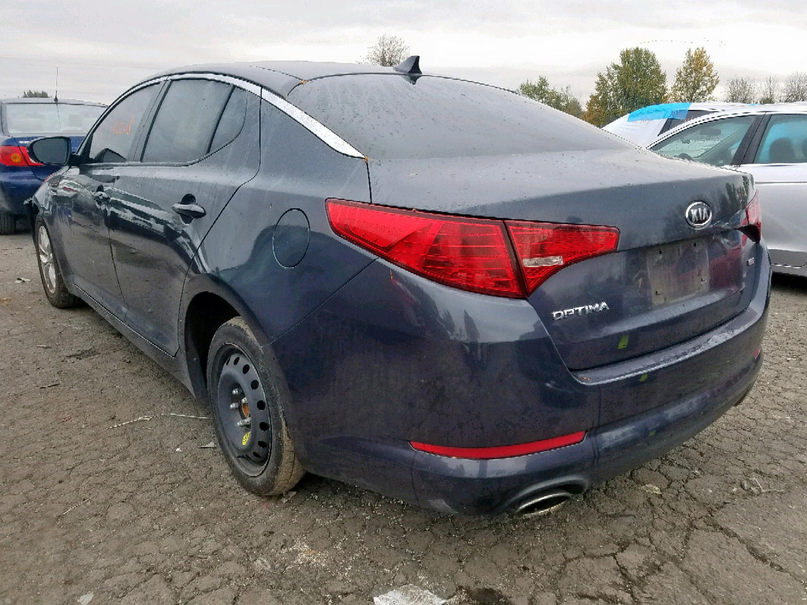 Photo 3 from auction – 2011 KIA OPTIMA LX with VIN KNAGM4A7XB5165711