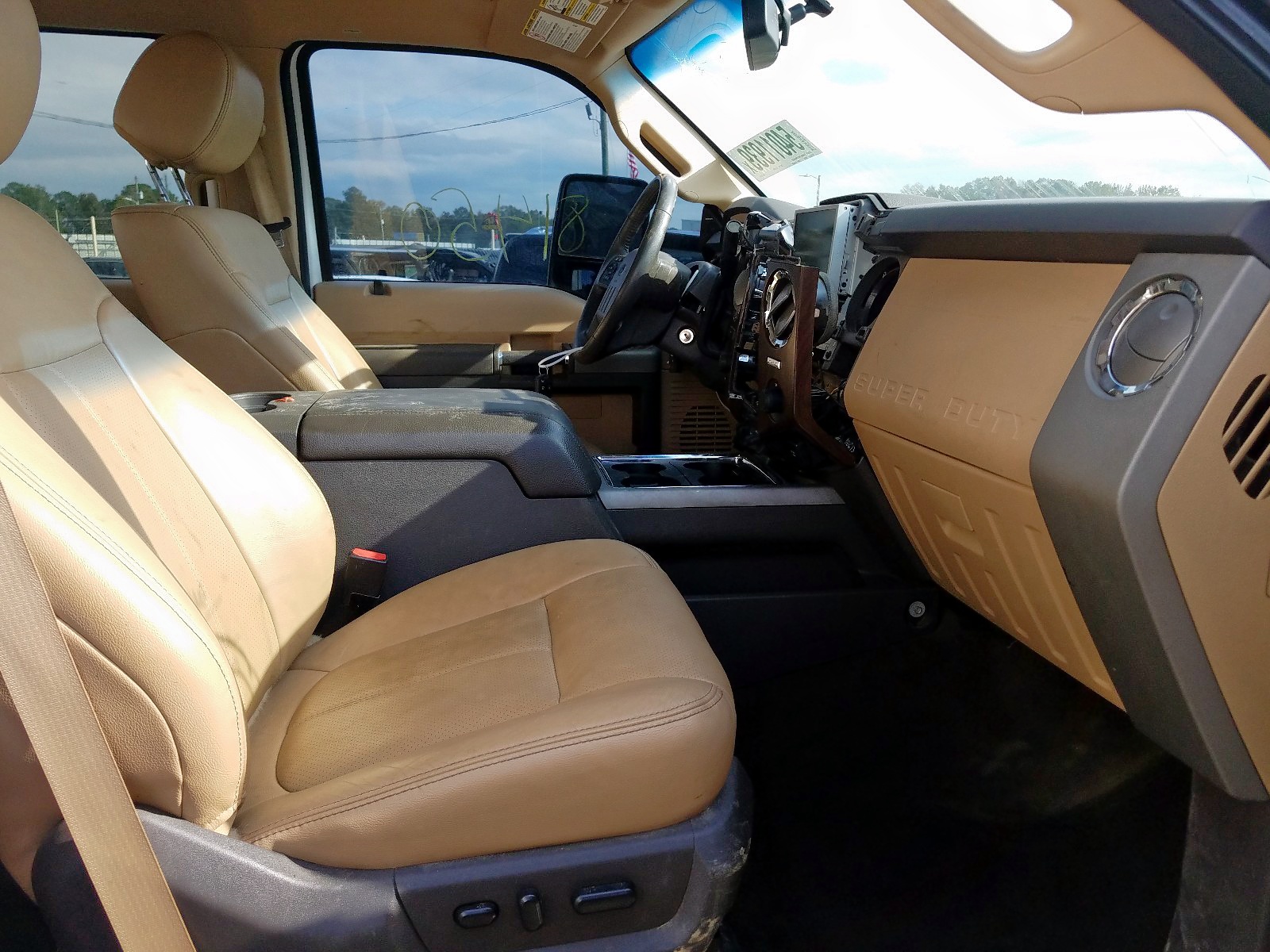 Photo 5 from auction – 2016 FORD F250 SUPER with VIN 1FT7W2BTXGEA19510