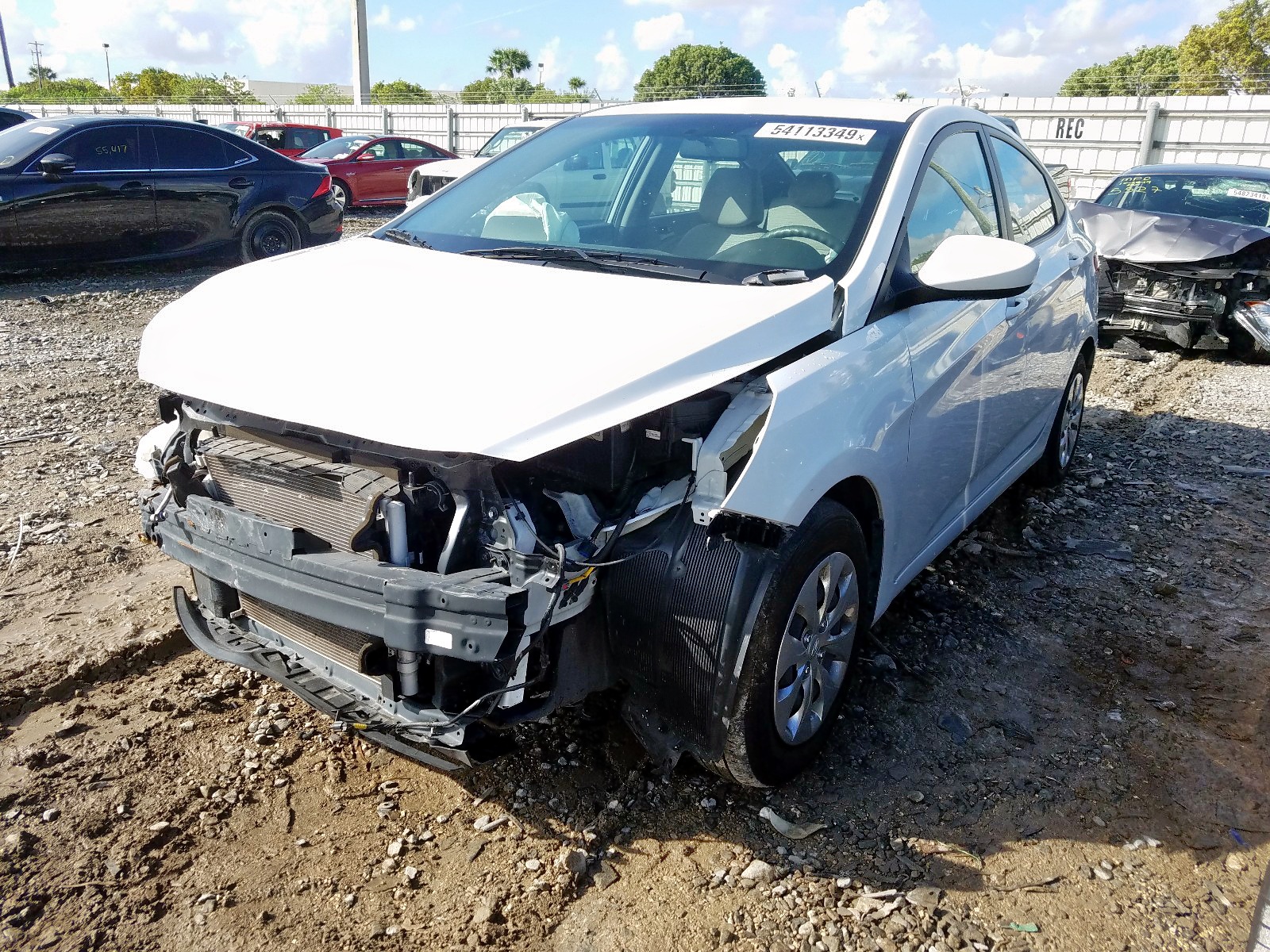 Photo 2 from auction – 2017 HYUNDAI ACCENT SE with VIN KMHCT4AE7HU372912