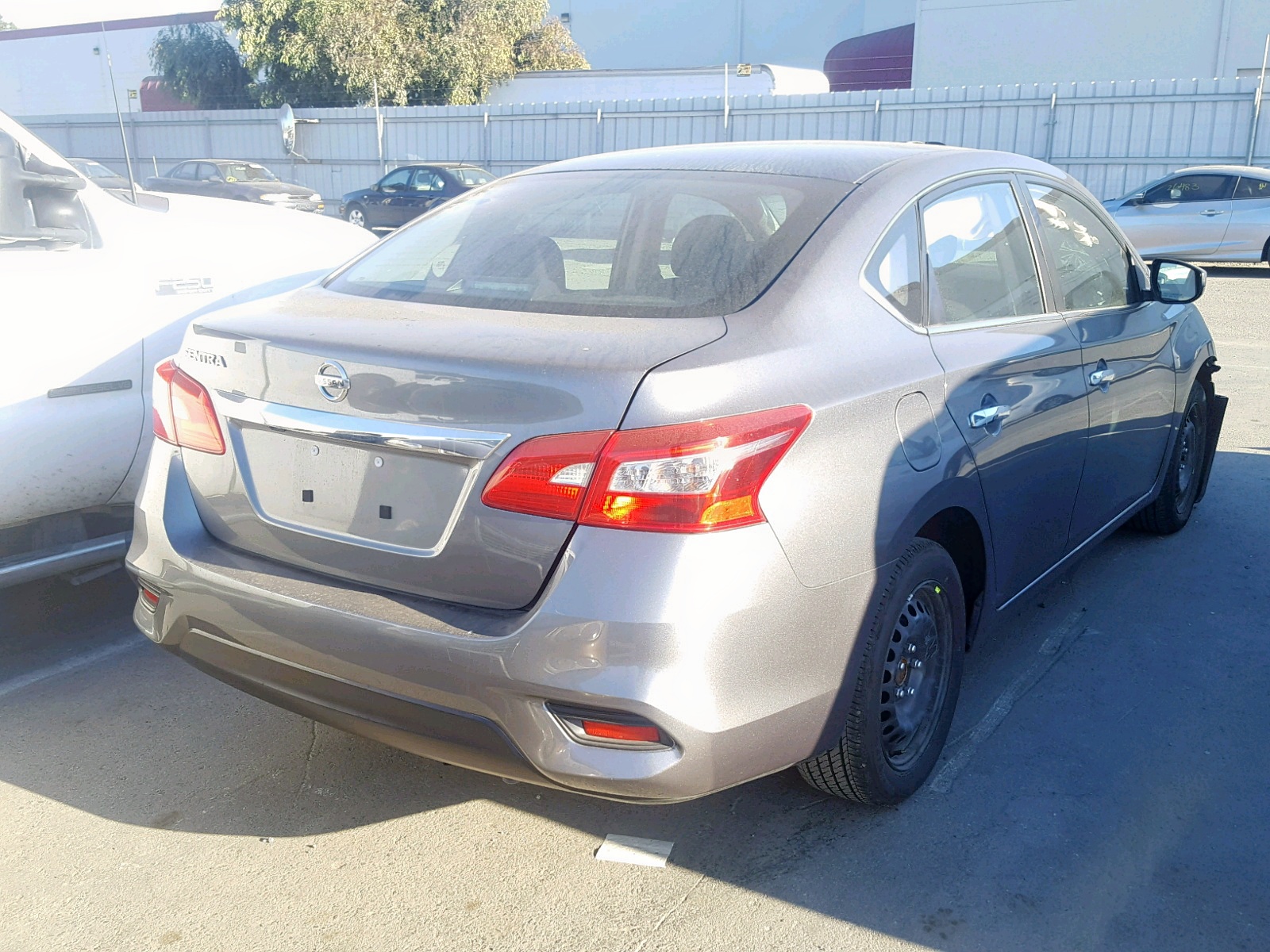 Photo 4 from auction – 2019 NISSAN SENTRA S with VIN 3N1AB7AP5KY302012