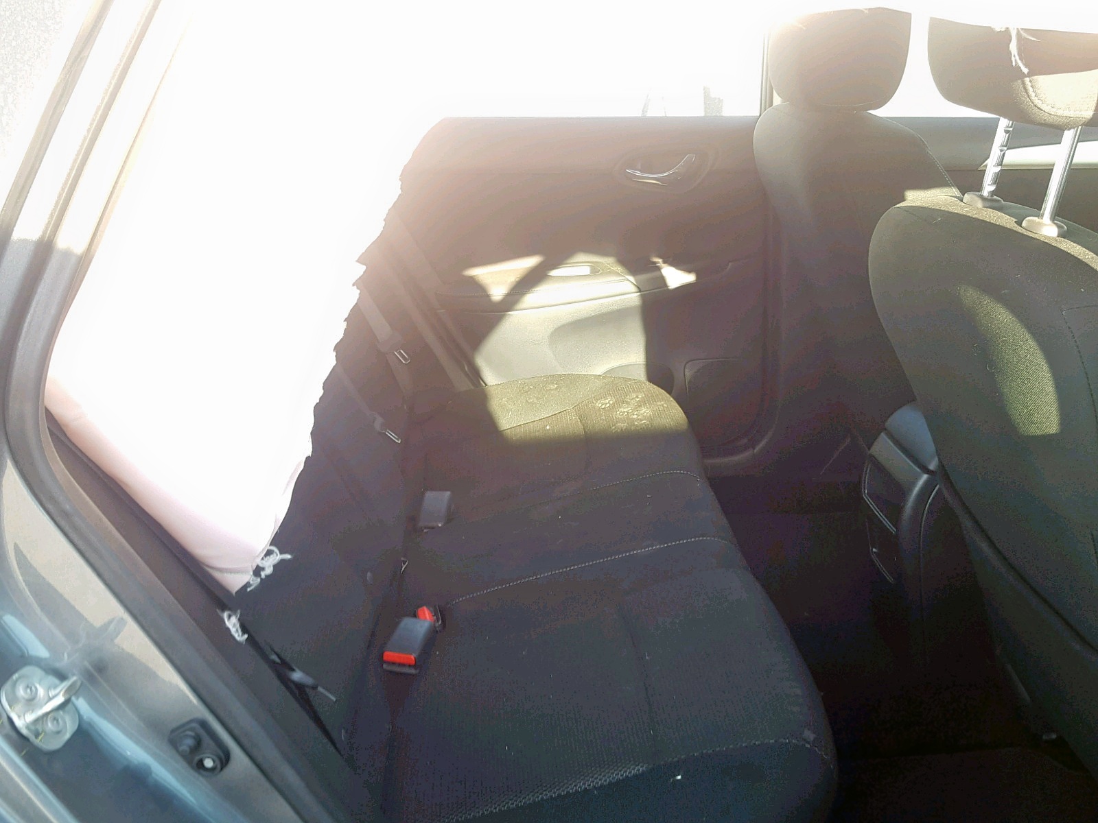 Photo 6 from auction – 2019 NISSAN SENTRA S with VIN 3N1AB7AP5KY302012